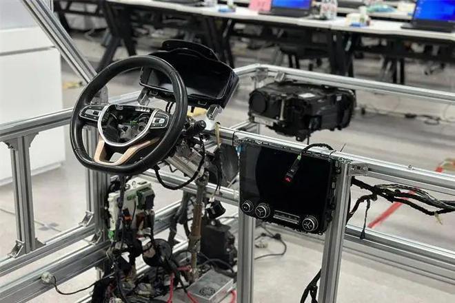 SAP的成功是“隐形冠军”企业变成世界软件巨头的典型案例